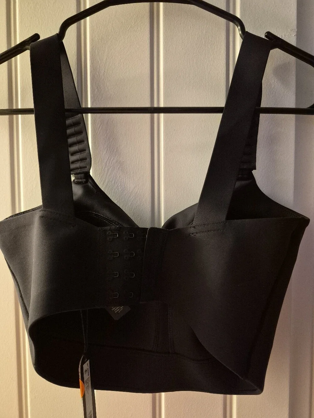 NIKE Skims Obsidian Black Sports Bra with Wide Straps - Picture 2 of 3